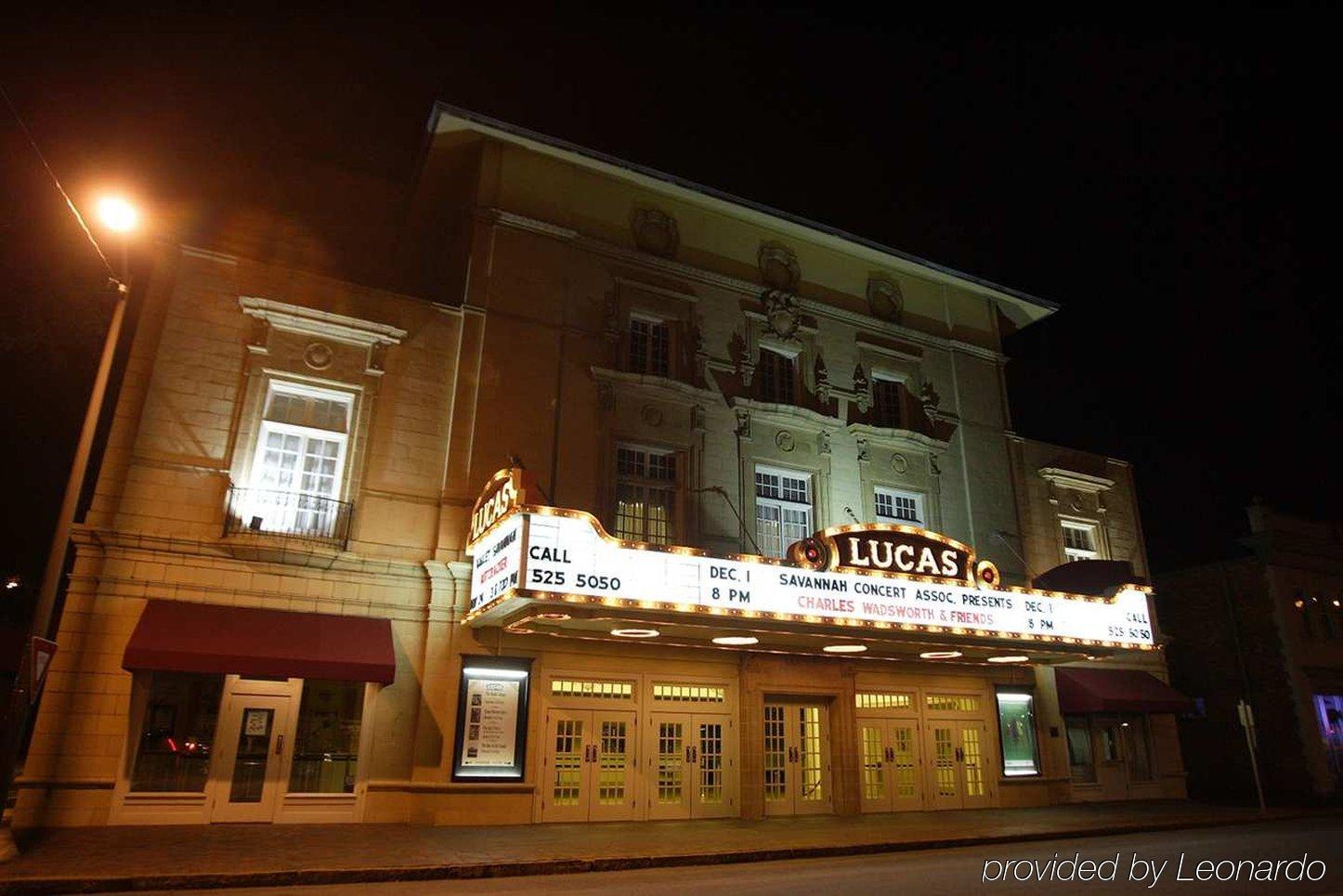 Embassy Suites Savannah Historic District Bagian luar foto